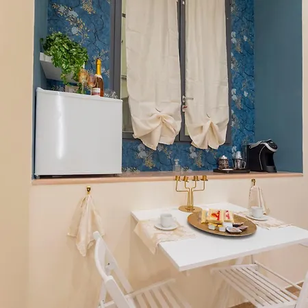 Colosseo Romantic Apartment Rome