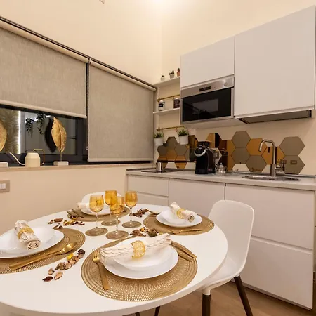 Colosseo Romantic Apartamento Roma