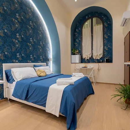 Colosseo Romantic * Roma