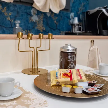 Colosseo Romantic Appartement Rome