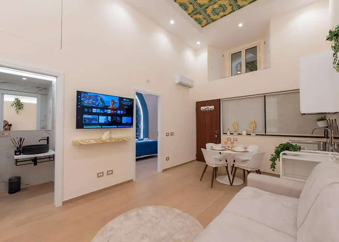 Colosseo Romantic Lägenhet